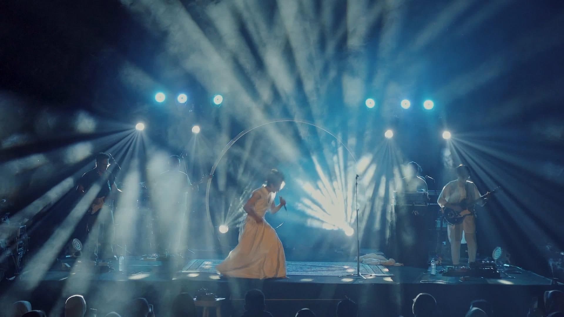 Bisma Karisma: still 2